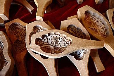 黑色幽默风格动作射击游戏《牧师模拟：吸血鬼秀》现已正式发售 获好评如潮